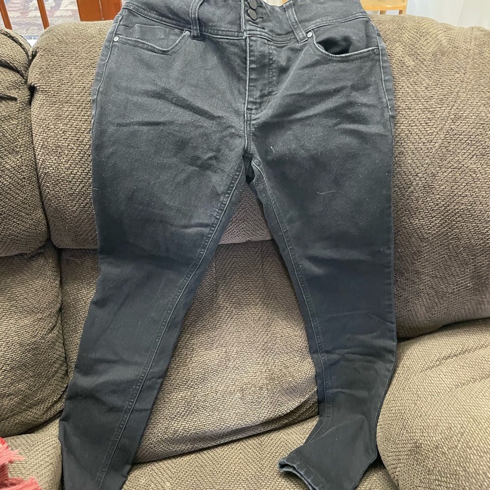 Black d jeans